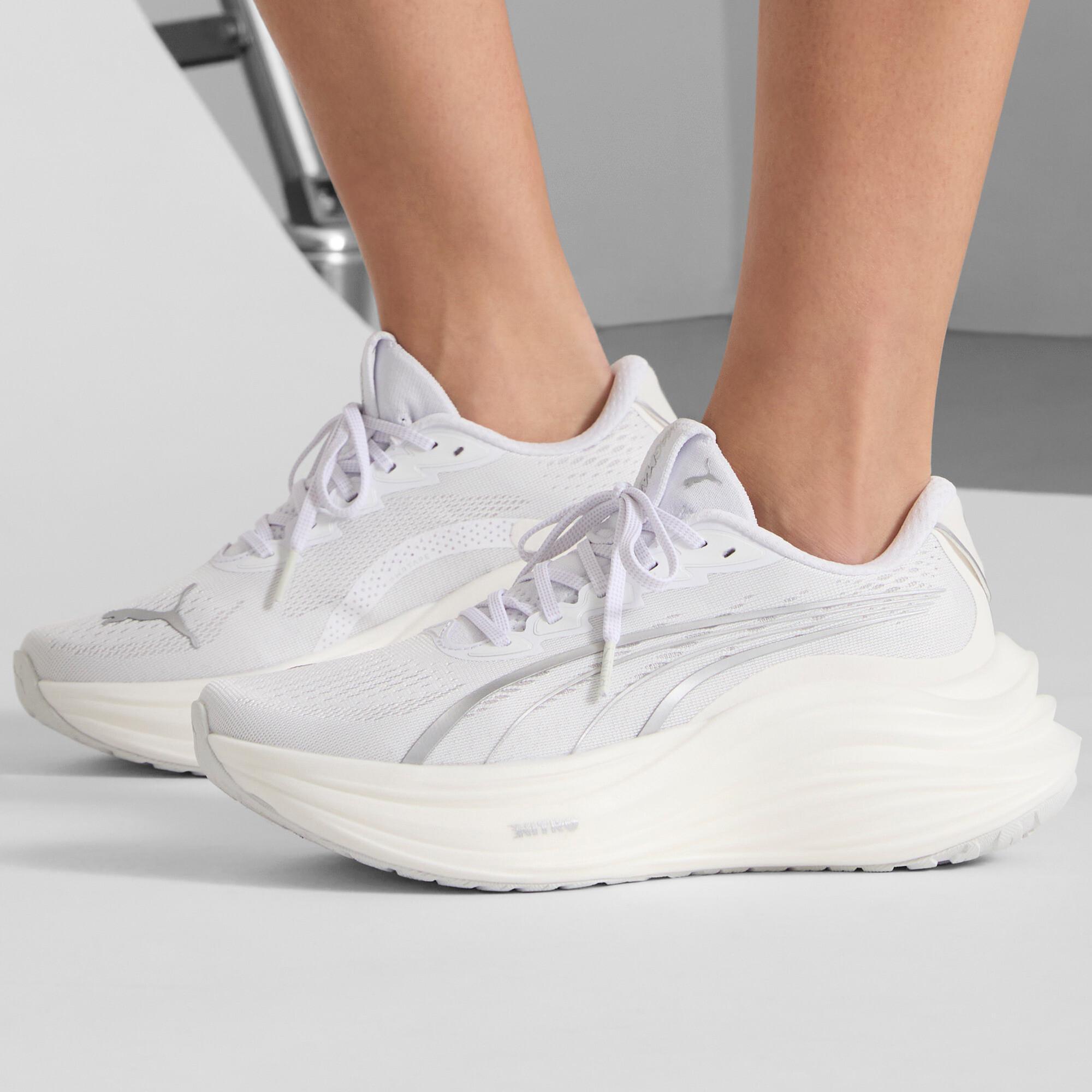 PUMA MagMax NITROâ¢ Women's Running Shoes Product Image
