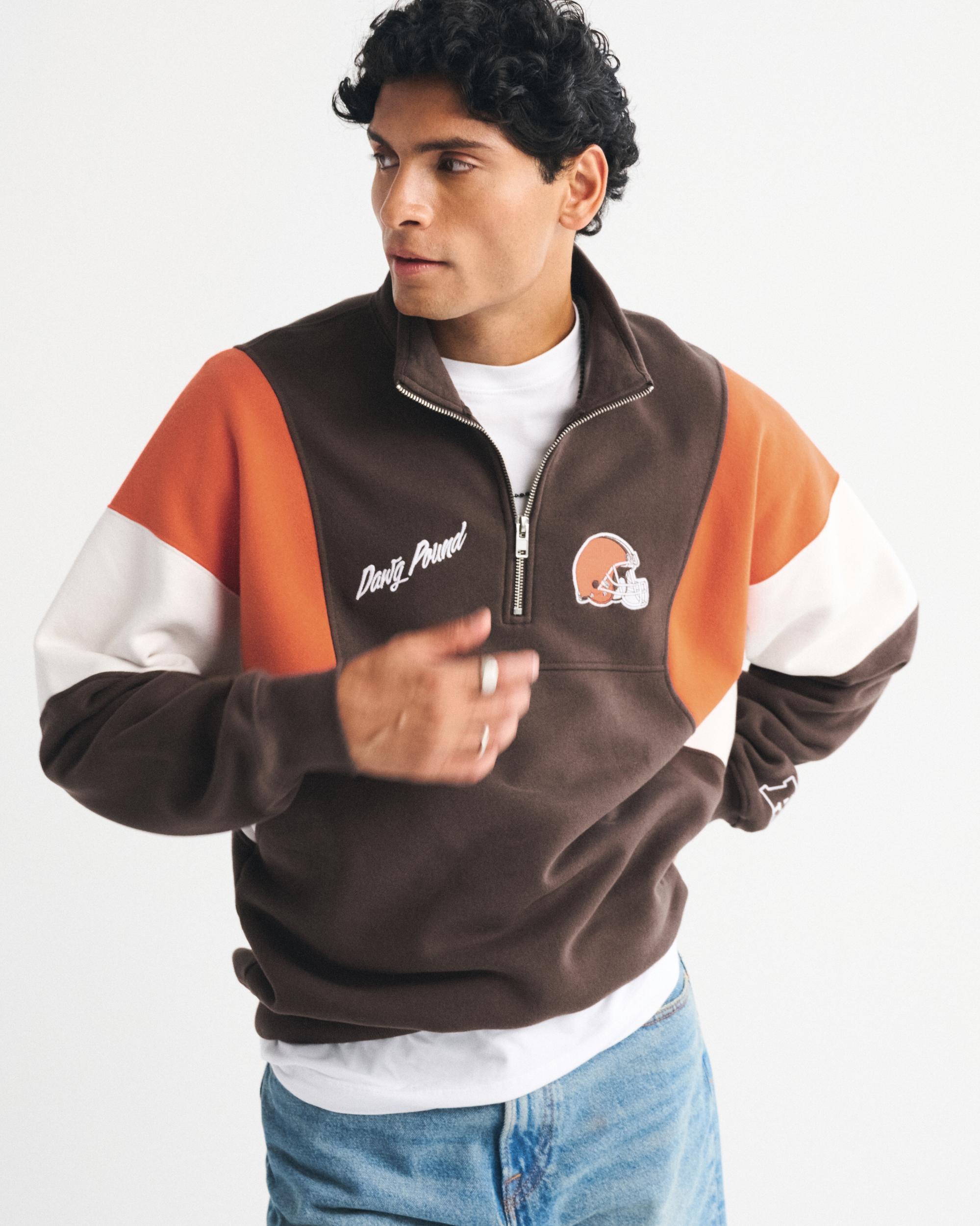 Dallas Cowboys Half-Zip Sweatshirt Product Image
