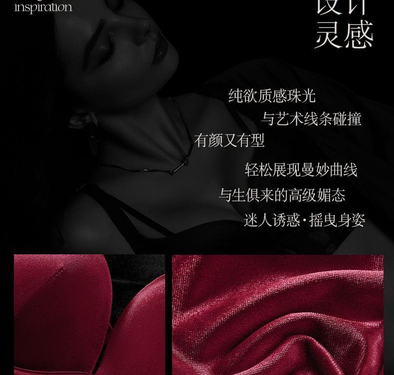 Plain Lace Trim Velvet Bra / Panty / Set Product Image