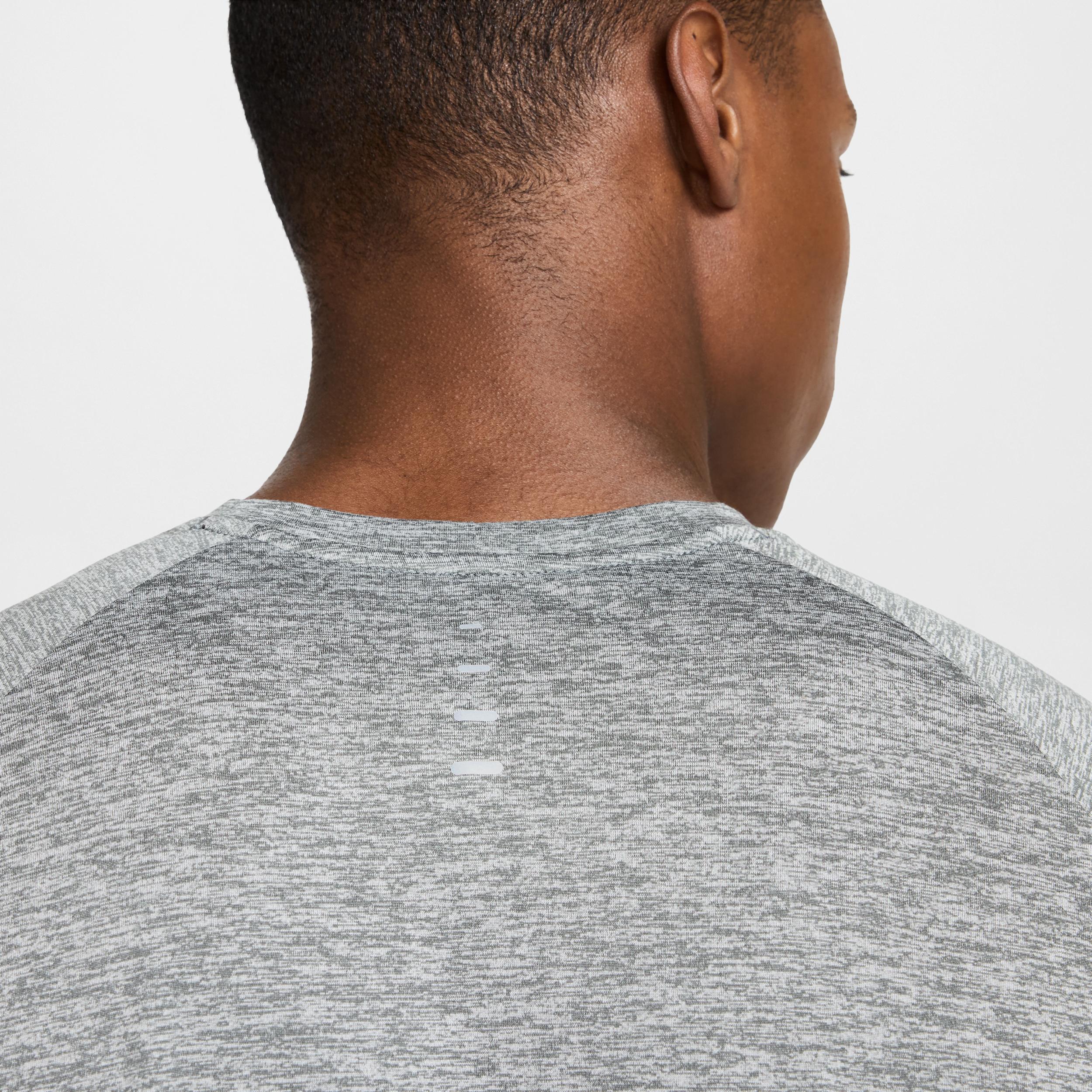 Nike Men's Stride Dri-FIT ADV Short-Sleeve Running Top Product Image