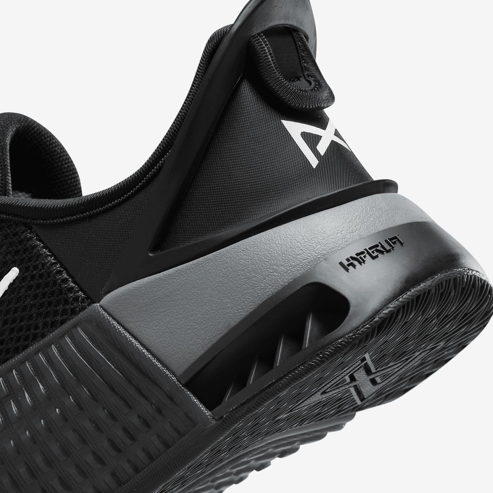 Nike Metcon 9 EasyOn Men's Workout Shoes Product Image