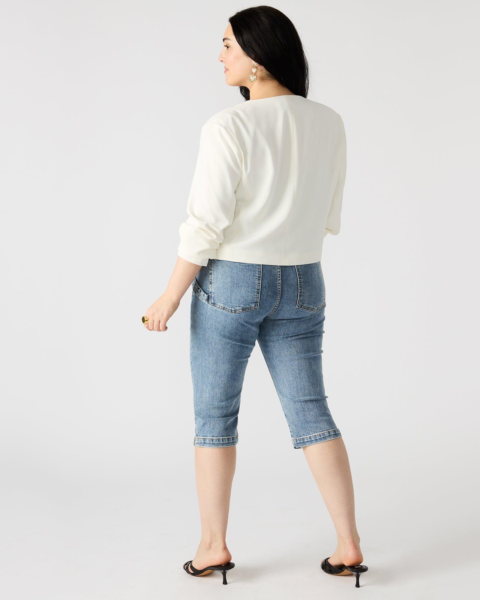 SERENEA BLAZER WHITE Female Product Image