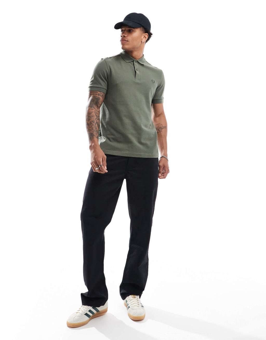 Fred Perry polo shirt in khaki green Product Image