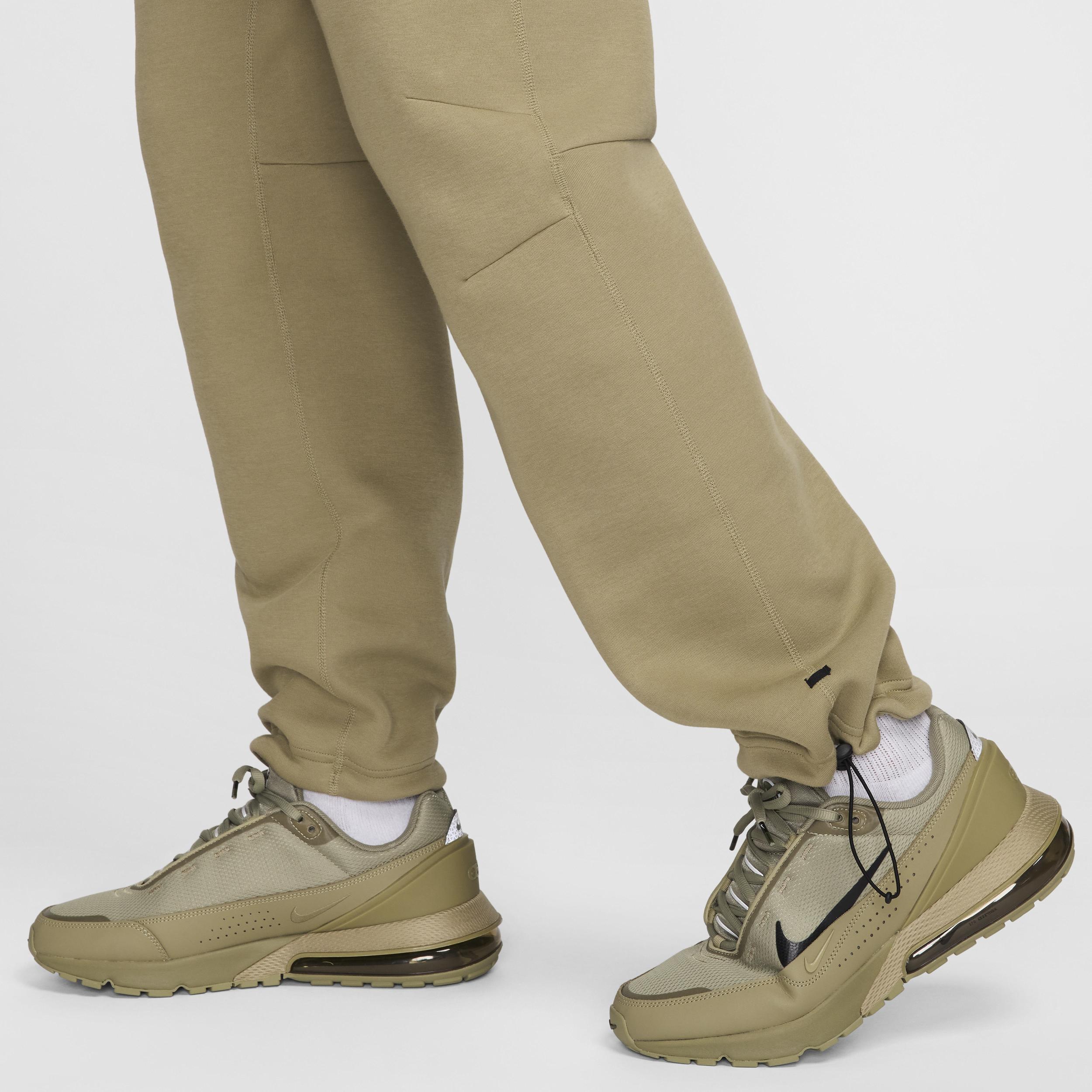 Nike Men's Tech Fleece Open-Hem Pants Product Image
