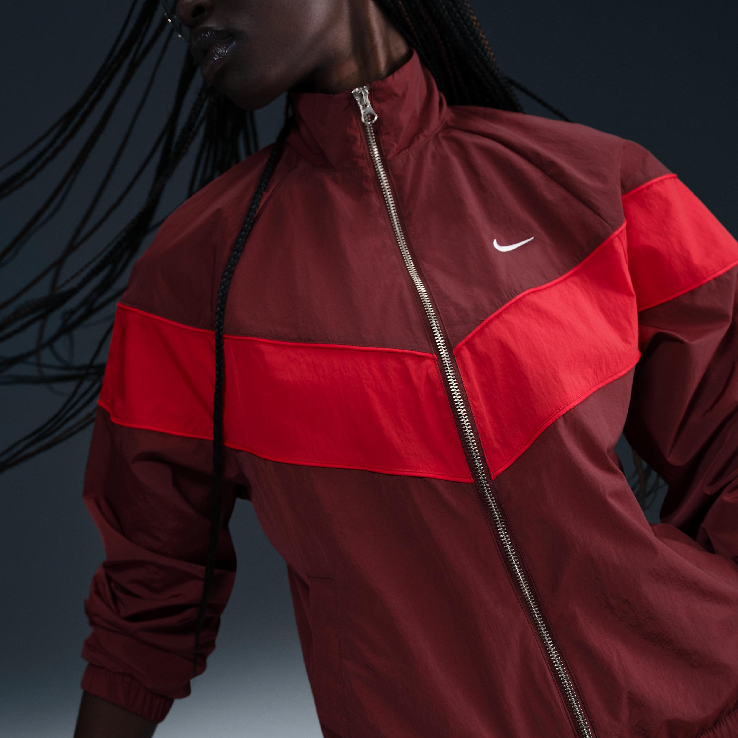 Nike Windrunner Women's Loose UV Woven Full-Zip Jacket Product Image