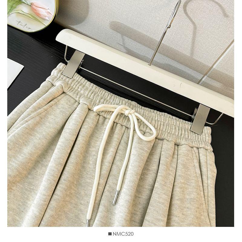 Fleece-Lined Wide-Leg Sweatpants Product Image