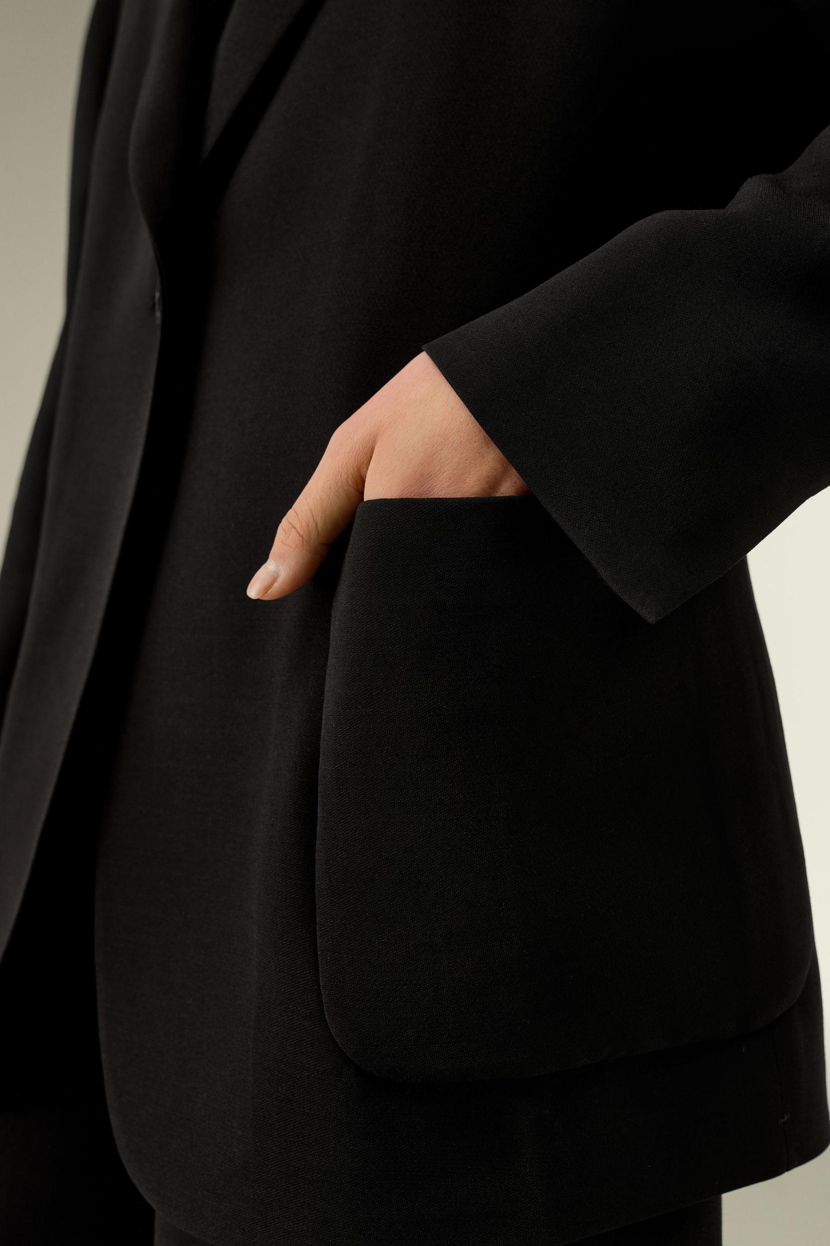 Single-Button Silk-Wool Blend Blazer Product Image