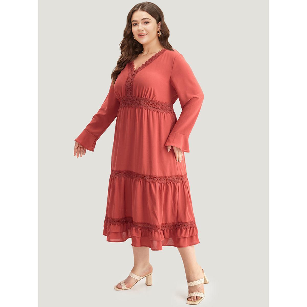 Plus Size Contrast Lace Bell Sleeve Layered Hem Dress Crimson Women Elegant Plain V-neck Long Sleeve Curvy Midi Dress BloomChic 26/4X Product Image