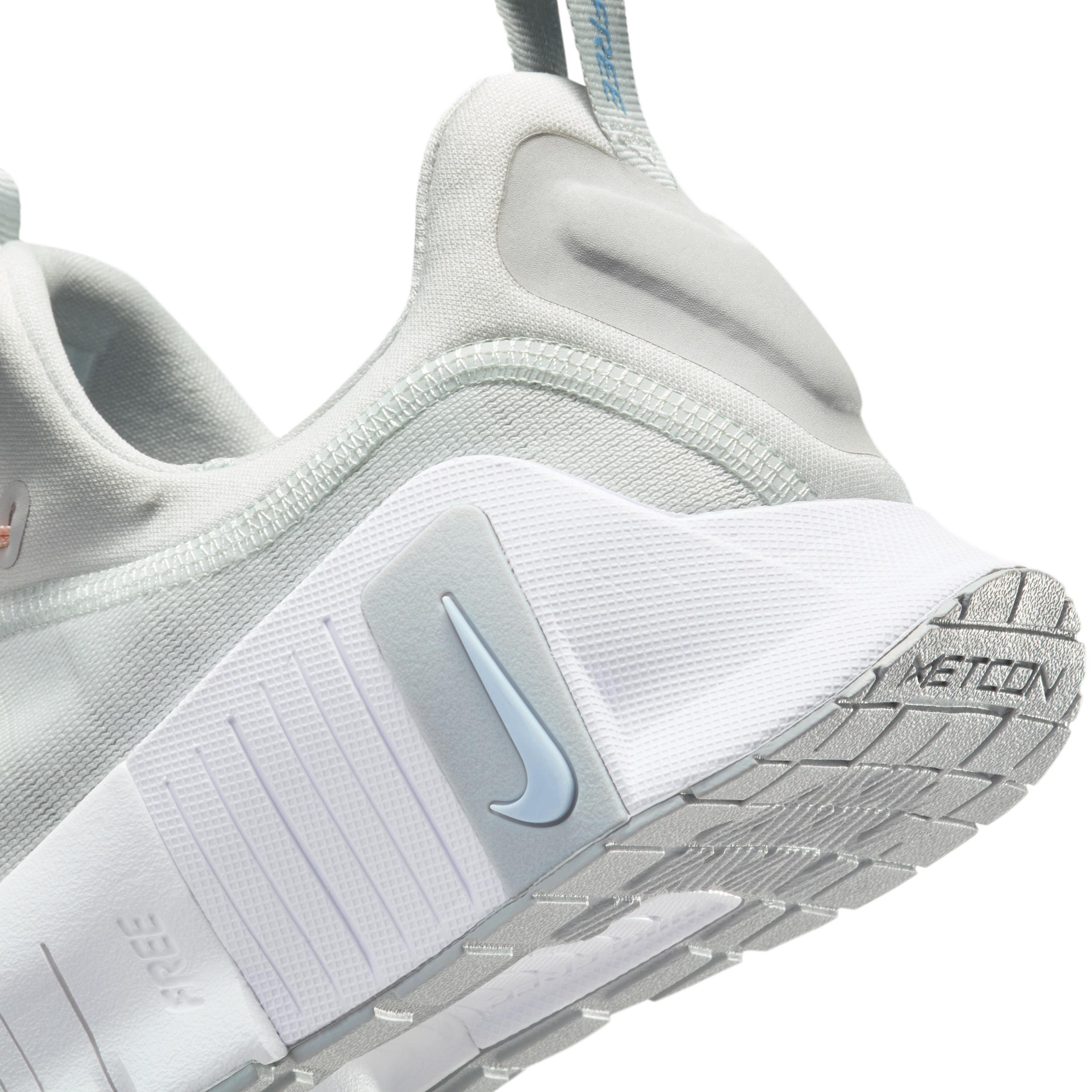 Nike Women's Free Metcon 6 Workout Shoes Product Image