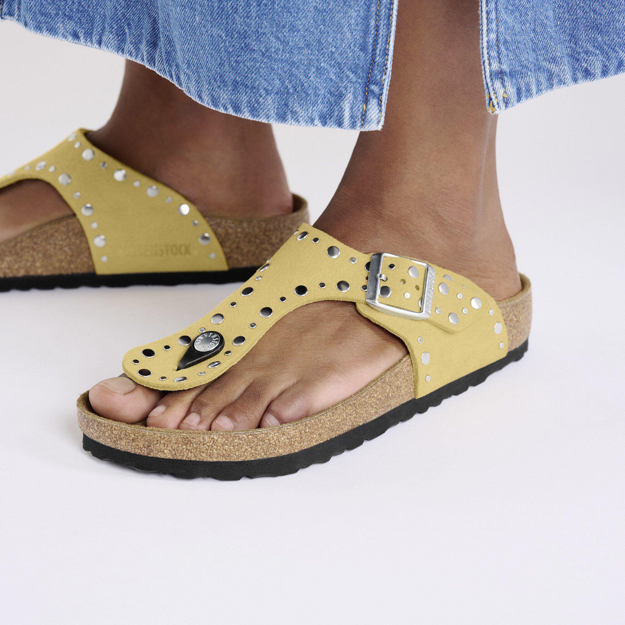 Gizeh Rivet Suede Leather Product Image