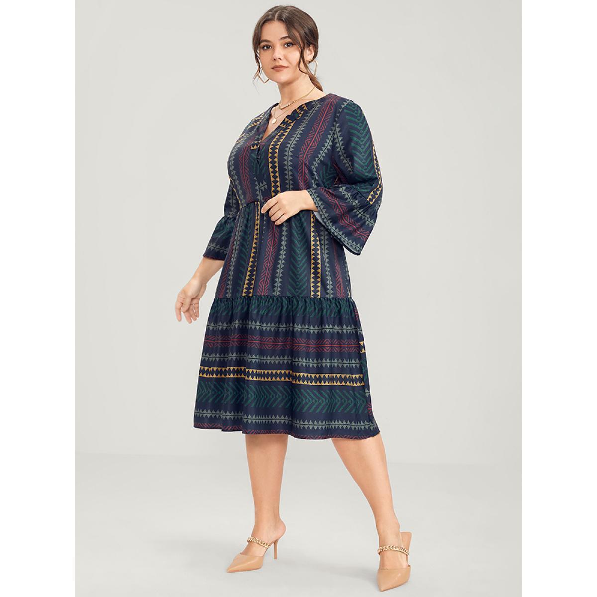 Plus Size Bloom Dress -Geometric Pocket Ruffles V Neck Knee Dress Multicolor Women Vacation Pocket V-neck Elbow-length sleeve Curvy Knee Dress BloomChic 12/L Product Image