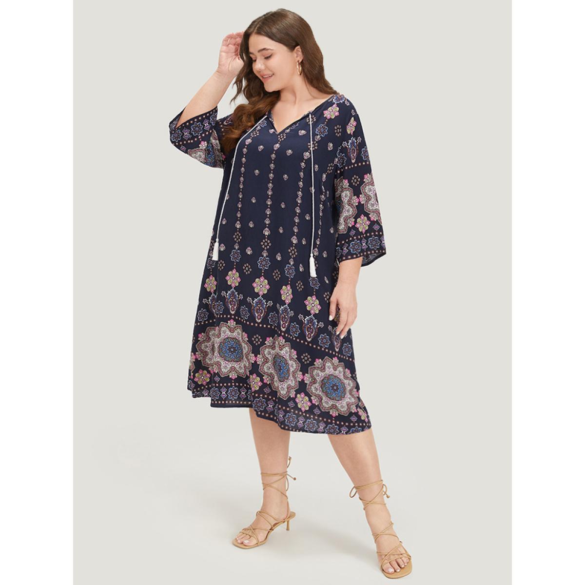 Plus Size Bandana Print Ties Pocket Tassels Detail Dress Scarlet Women Vacation Tassels V-neck Elbow-length sleeve Curvy Midi Dress BloomChic 26/4X Product Image
