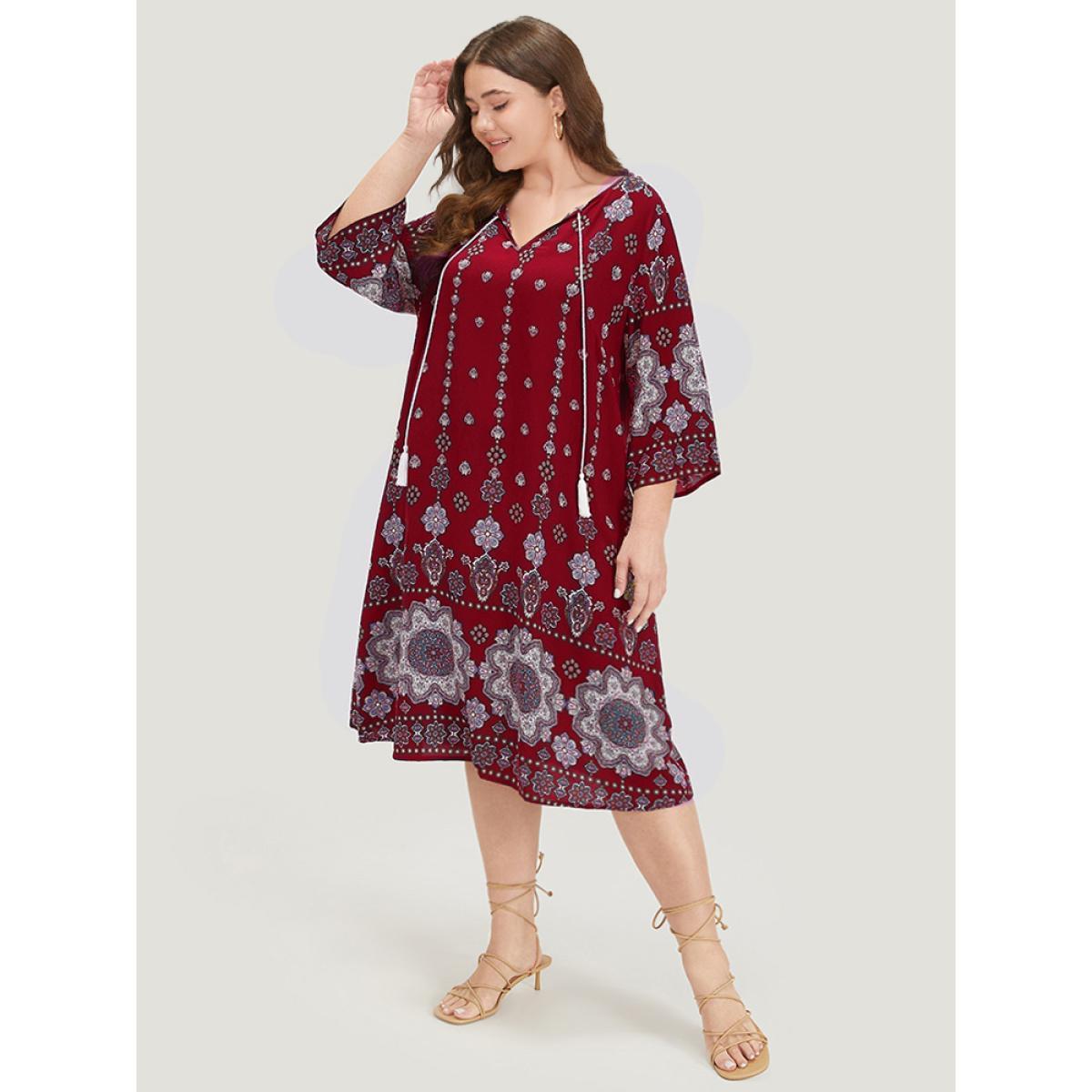 Plus Size Bandana Print Ties Pocket Tassels Detail Dress Scarlet Women Vacation Tassels V-neck Elbow-length sleeve Curvy Midi Dress BloomChic 26/4X Product Image