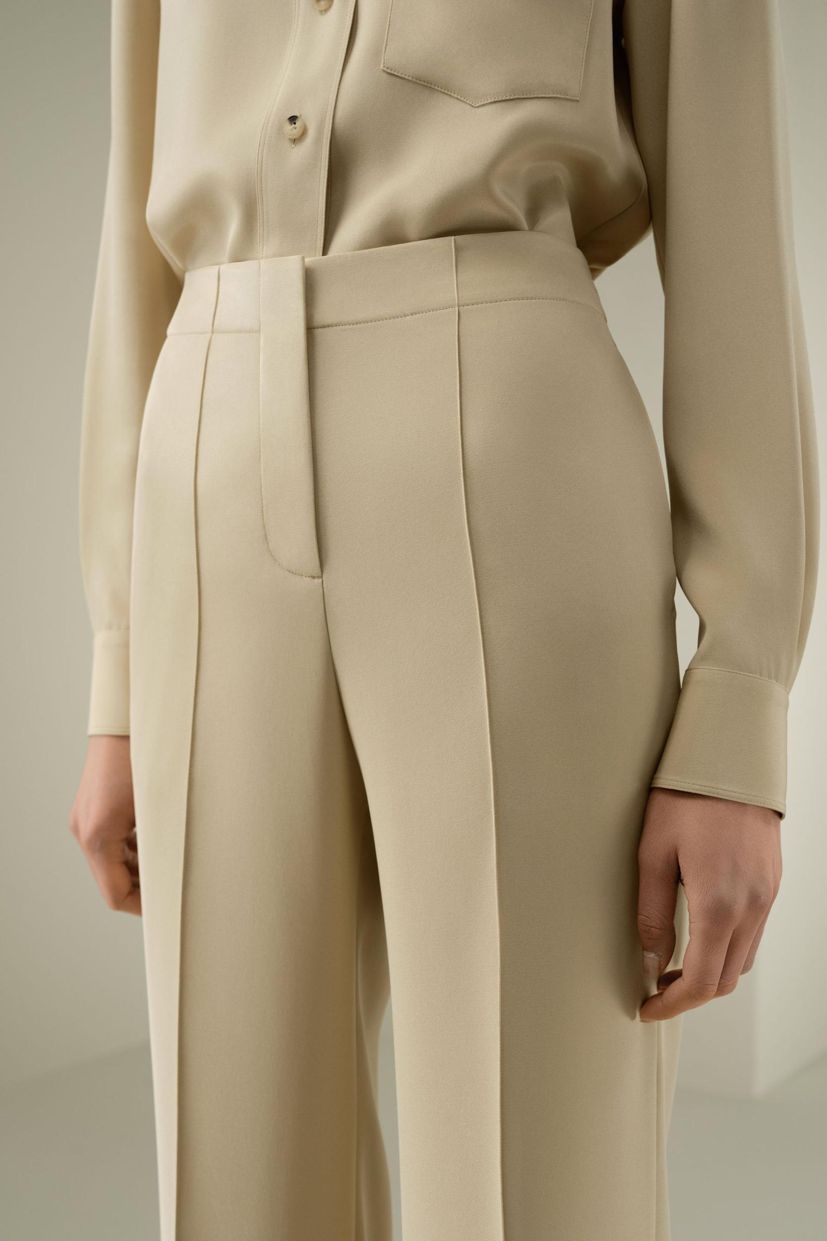 Minimalist Silk Crêpe Pant Product Image