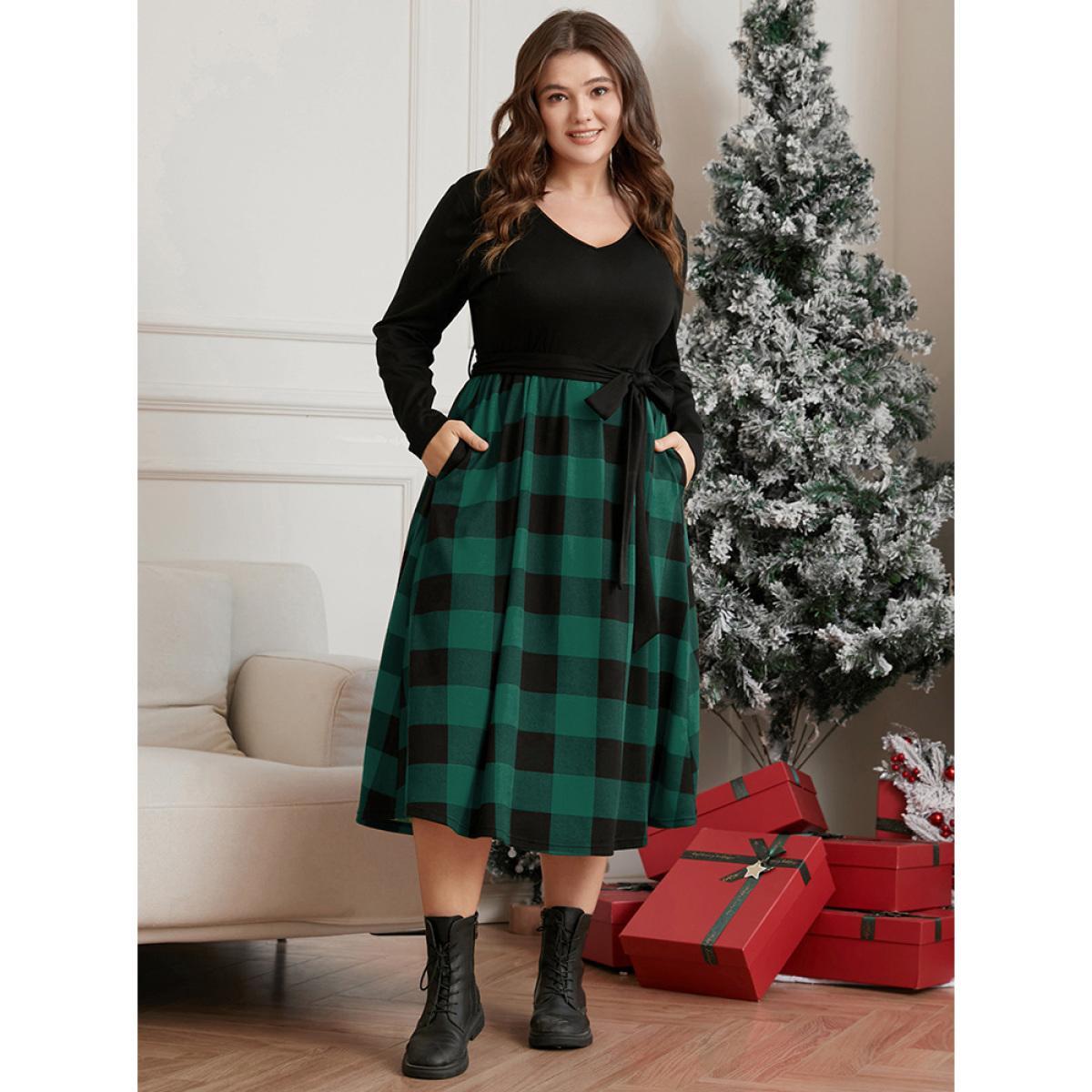 Plus Size Solid Patchwork Pocket Belted Plaid Dress DarkGreen Women Elegant Belted V-neck Long Sleeve Curvy Midi Dress BloomChic 30/6X Product Image