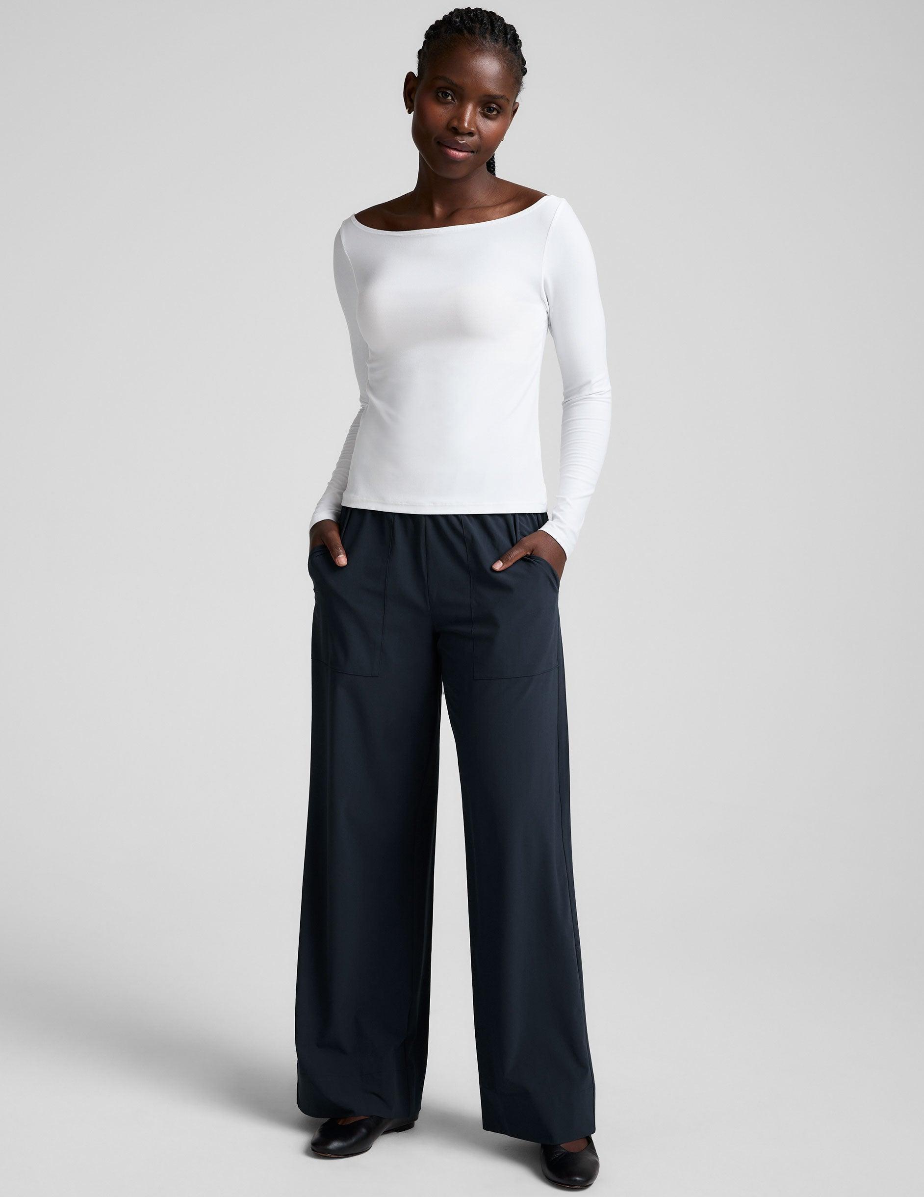 Featherweight Shoulder It Pullover Product Image