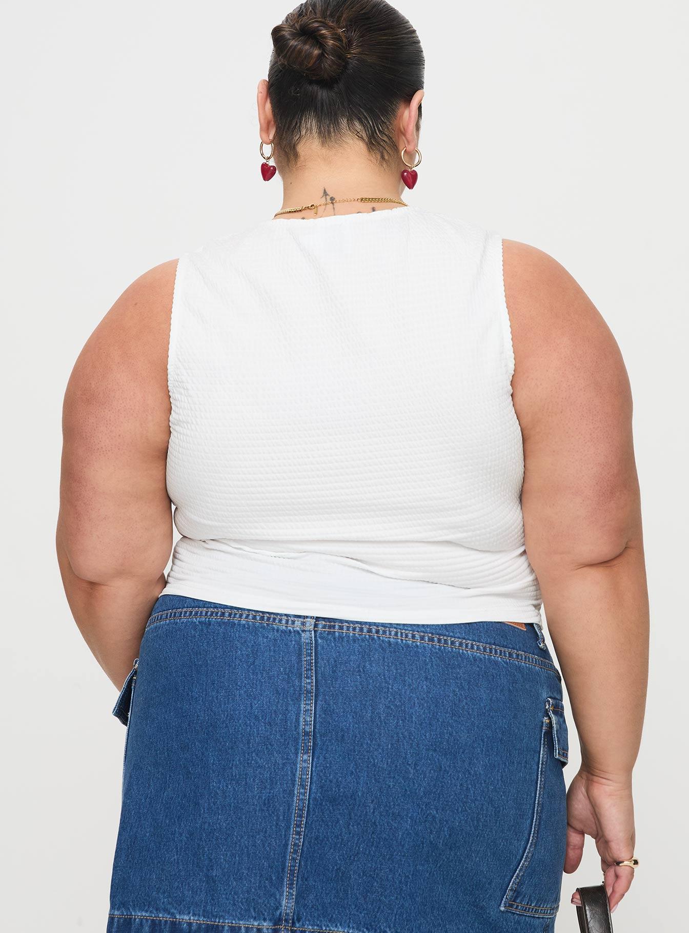 Oh So Sweet Top White Curve Product Image
