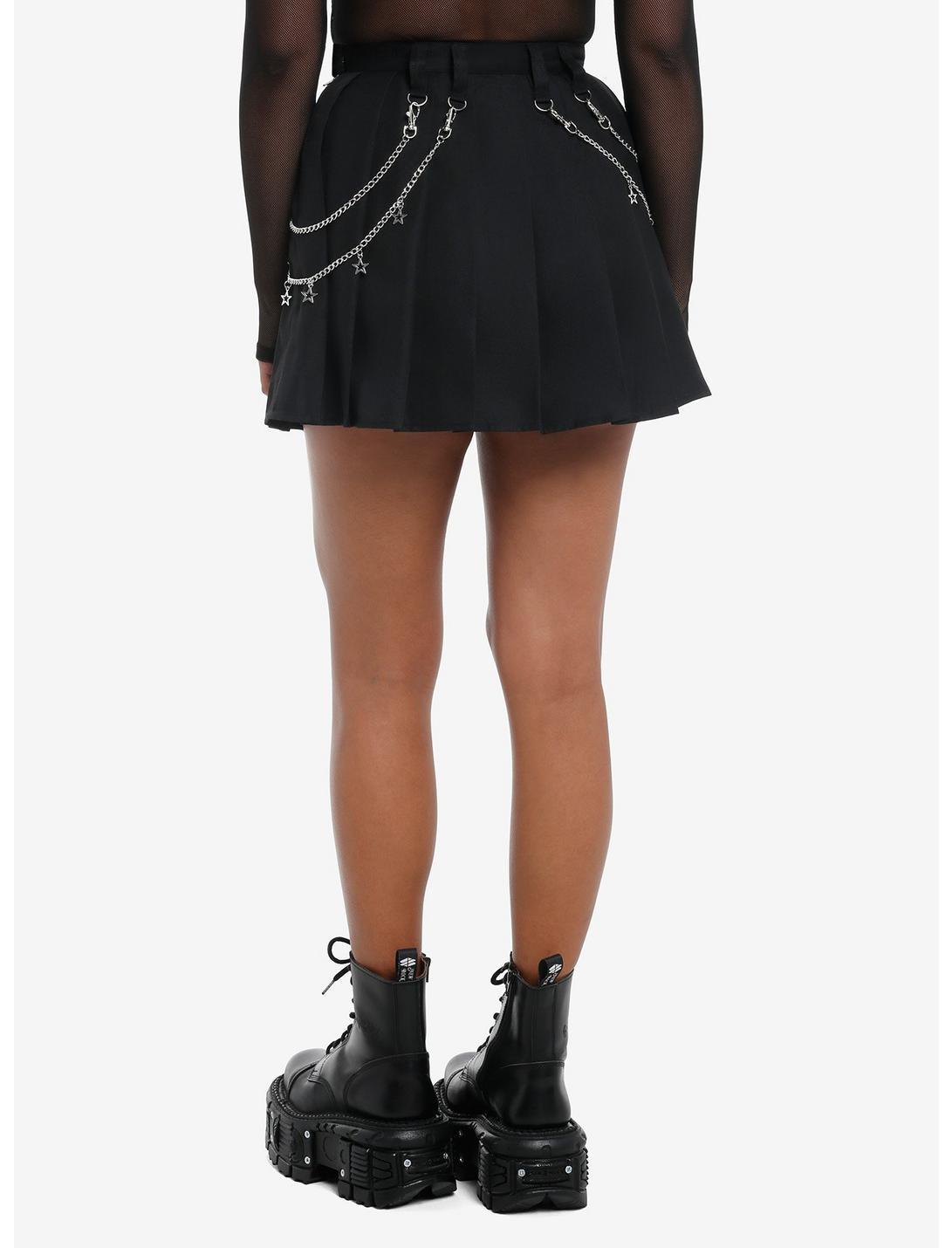 Star Chain Hardware Pleated Skirt Product Image