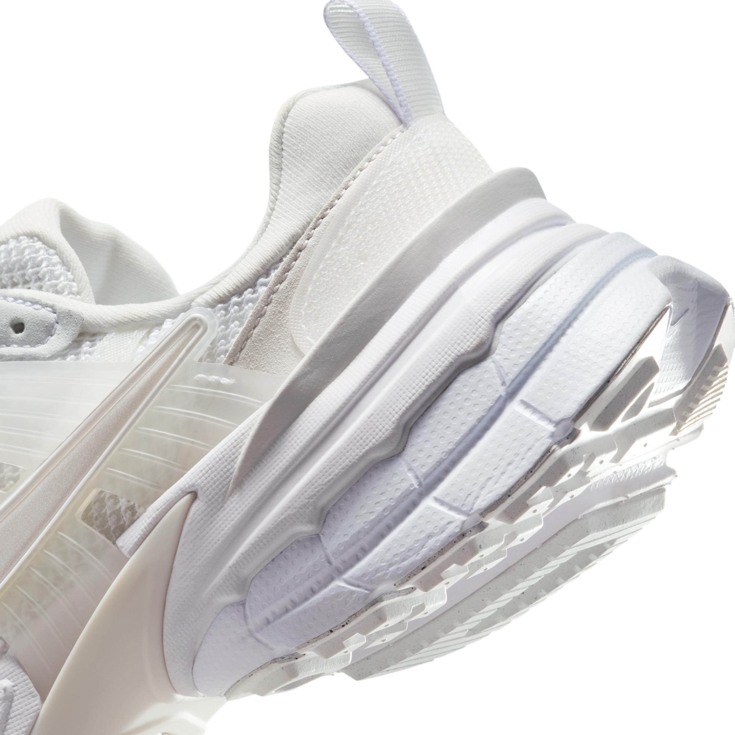 Nike Women's V2K Run Shoes Product Image