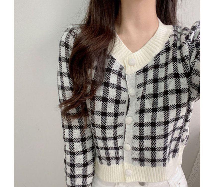 Crew Neck Plaid Cardigan Product Image