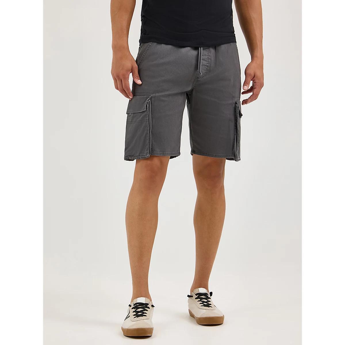 Men's Cargo Twill Short in Jungle Product Image