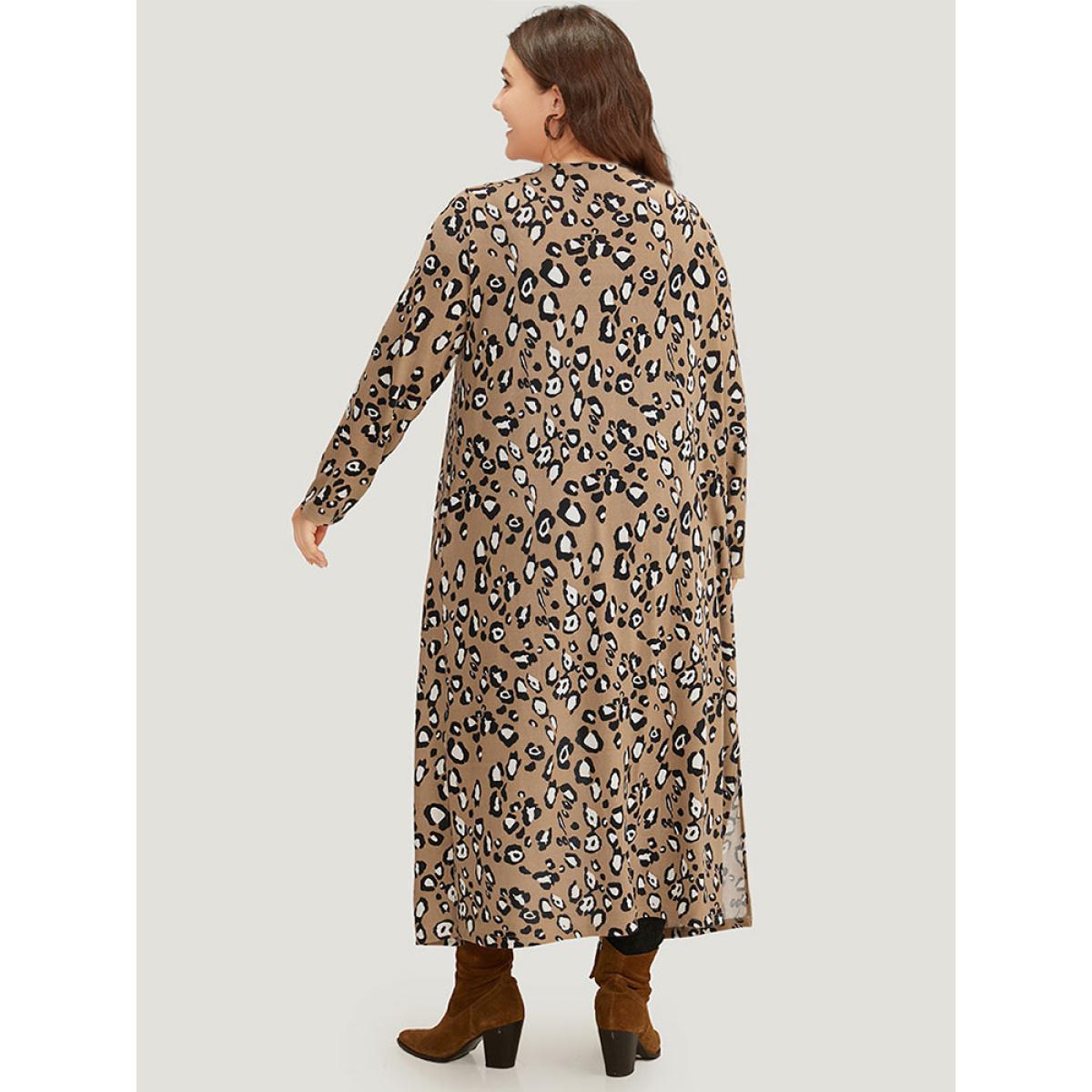 Plus Size Leopard Print Split Hem Pocket Kimono Women Tan Casual Printed Pocket Dailywear Kimonos BloomChic 14-16/1X Product Image