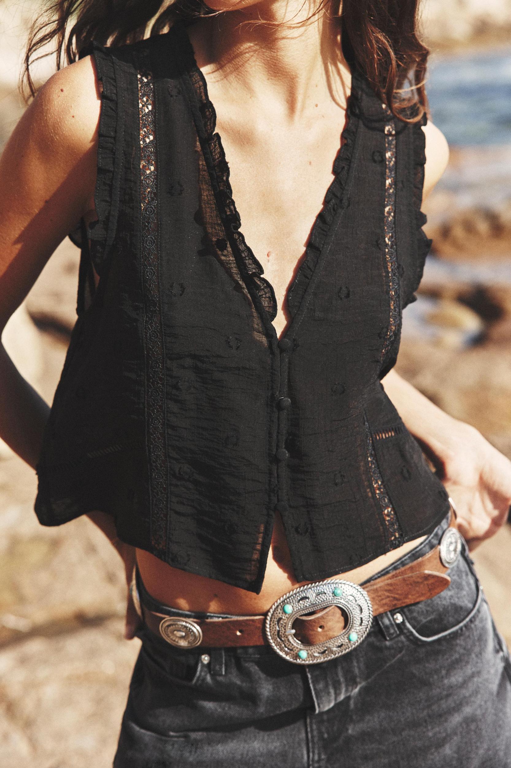 RUFFLED SWISS DOT TOP Product Image