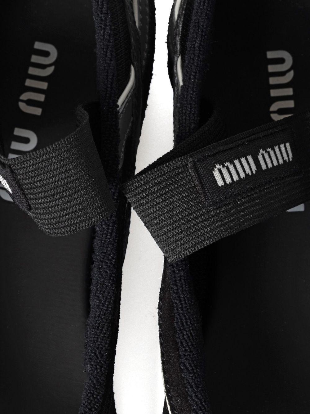 logo-print sandals Product Image