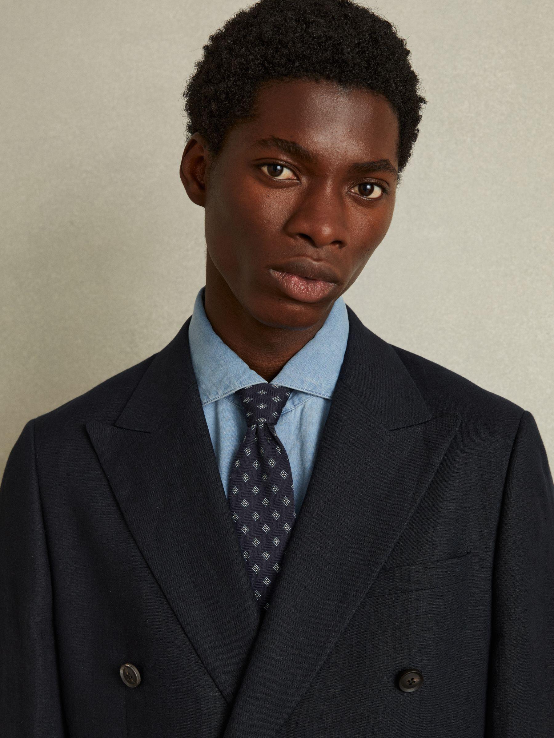 Wool Silk Foulard Textured Tie in Navy Product Image