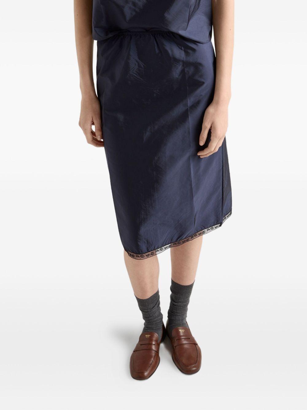 lace-trimmed pencil skirt Product Image