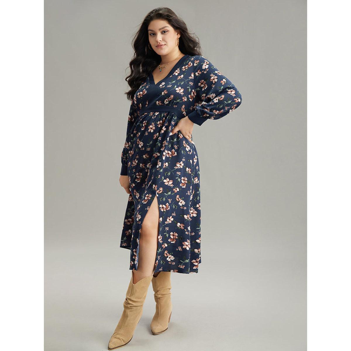 Plus Size Floral Print Elastic Waist Split Hem Dress Indigo Women Vacation Printed V-neck Long Sleeve Curvy Midi Dress BloomChic 26/4X Product Image
