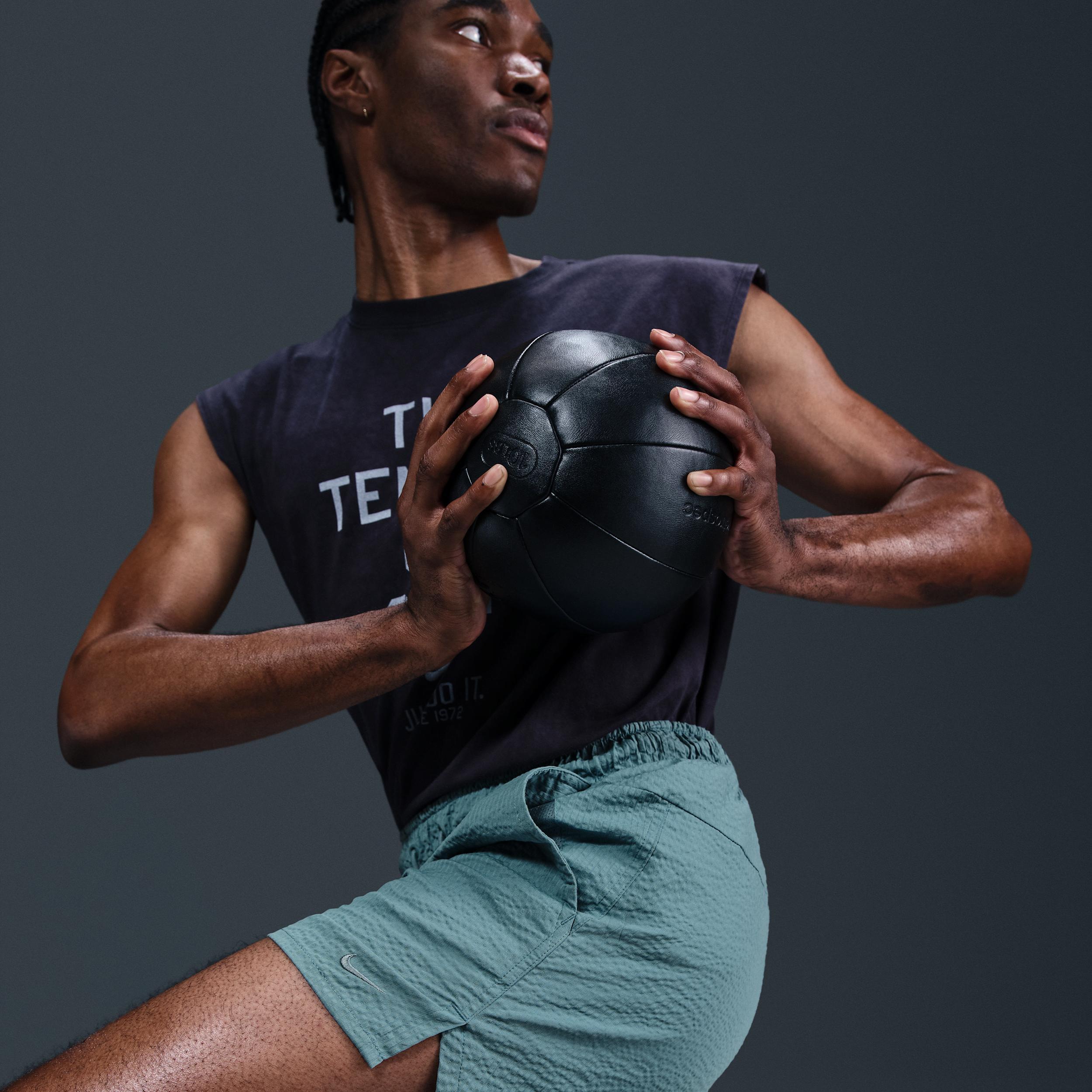 Nike Men's Unlimited Dri-FIT 5" Unlined Seersucker Versatile Shorts Product Image