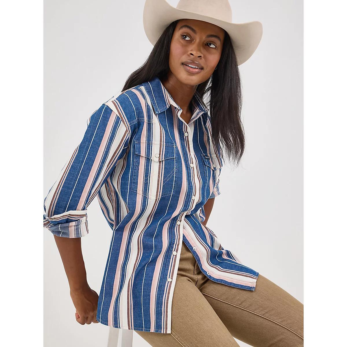 Women's Wrangler Retro® Boyfriend Western Snap Shirt | Women's TOPS | Wrangler® Product Image