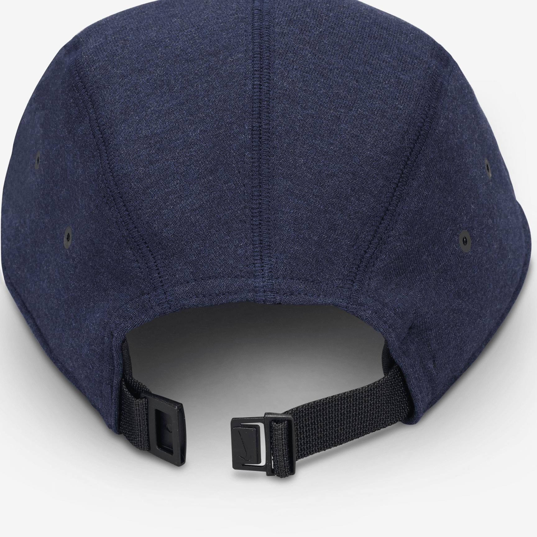 Nike Fly Cap Unstructured Flat Bill Tech Fleece Cap Product Image