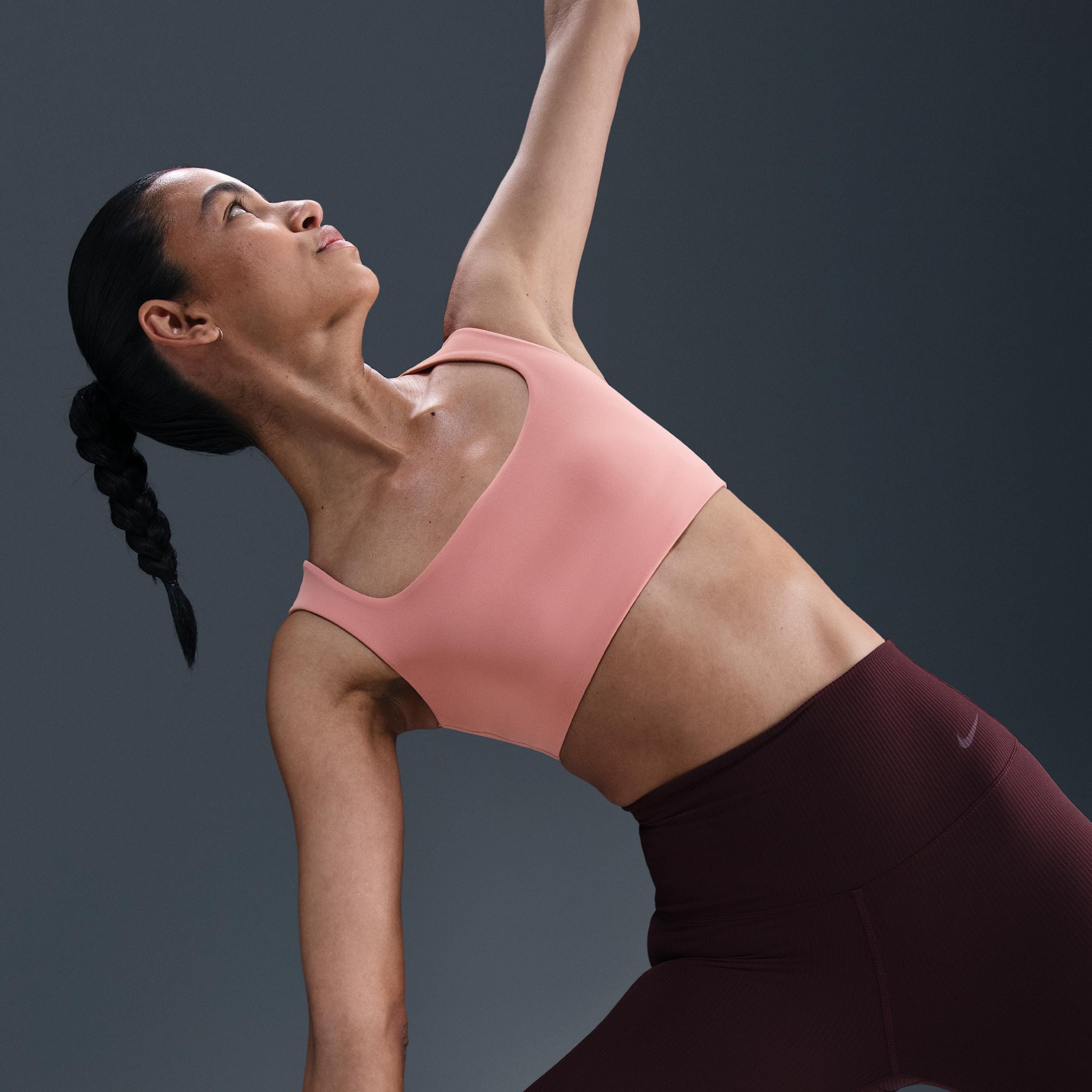 Nike Women's Zenvy Light-Support Lightly Lined Sports Bra Product Image