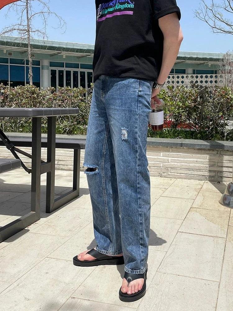 RT No. 18180 DISTRESSED DENIM JEANS Product Image
