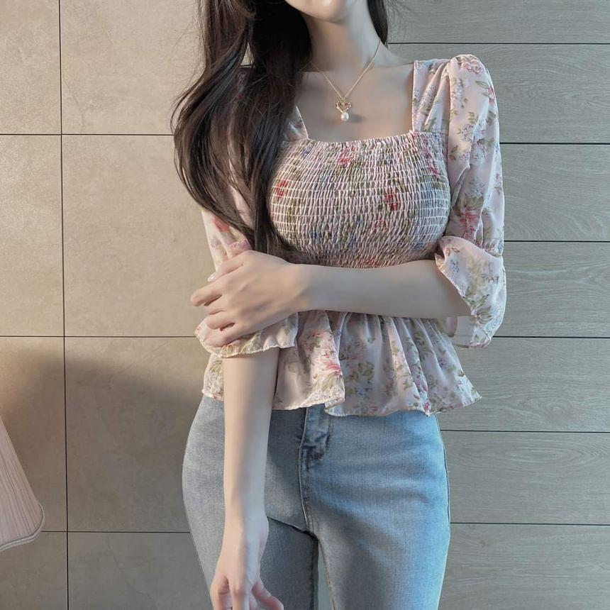 Elbow-Sleeve Square Neck Floral Peplum Blouse / Cami Top Product Image