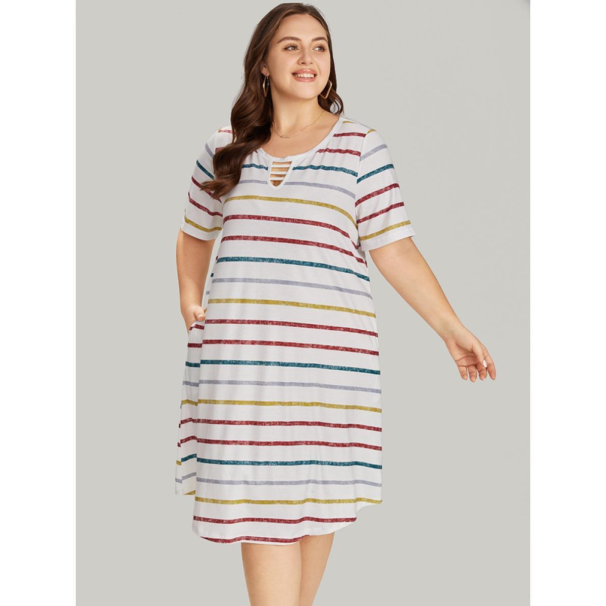 Plus Size Colour Striped Print Pocket Keyhole Arc Hem Dress Multicolor Women Casual Arc Hem Keyhole Cut-Out Short sleeve Curvy Knee Dress BloomChic 28/5X Product Image