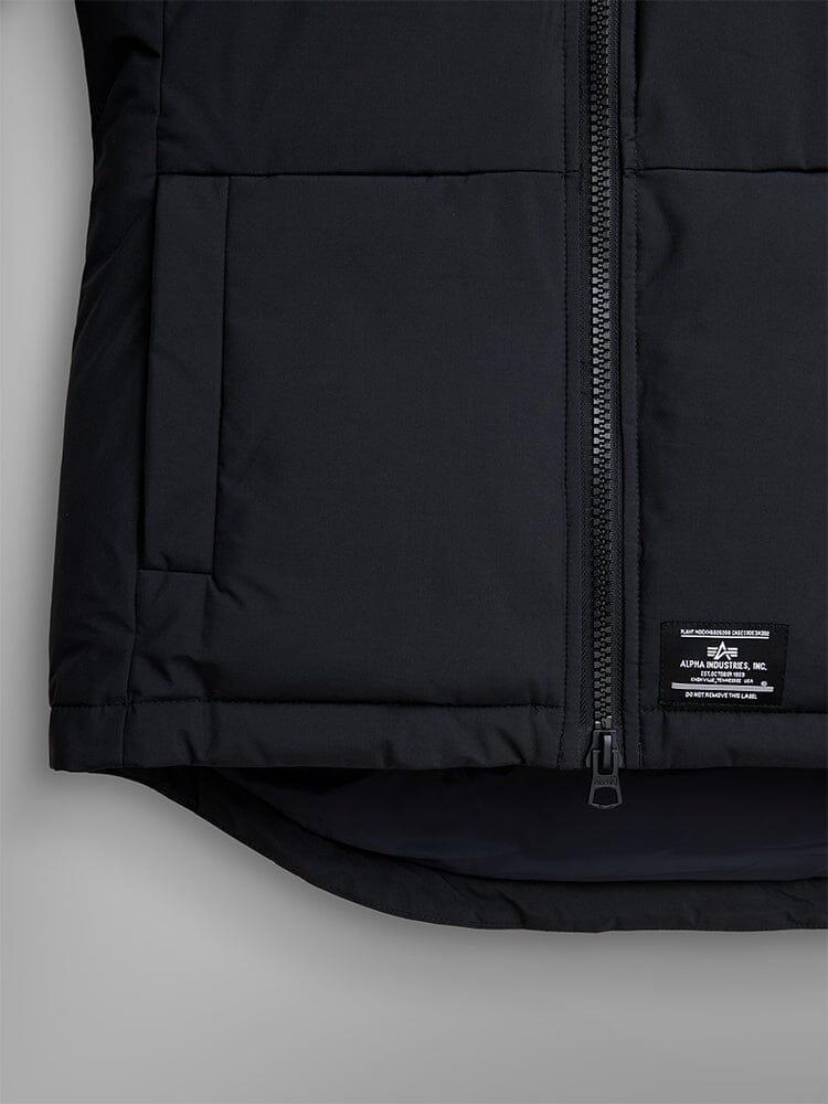 SHORT PARKA W Product Image