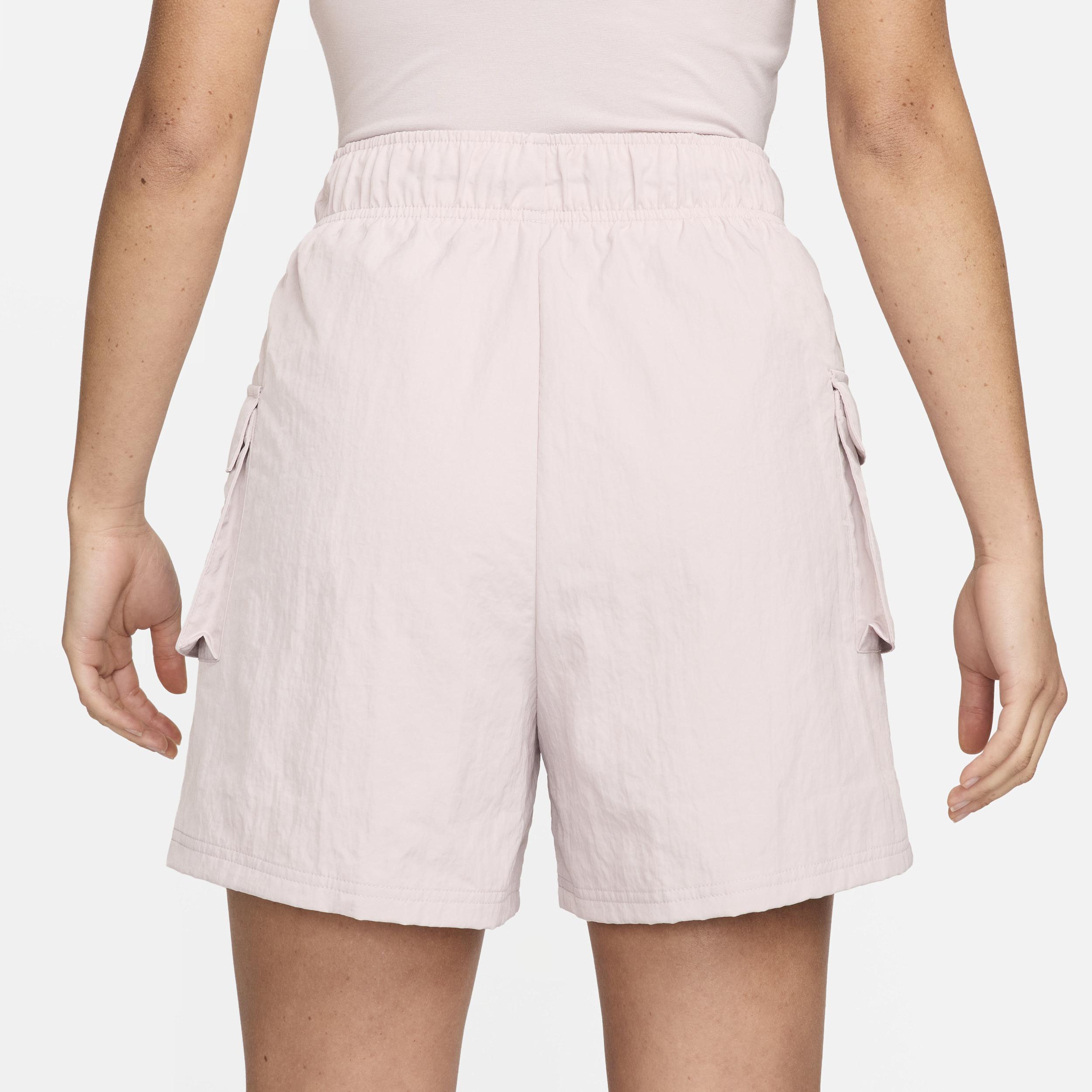 Women's Nike Sportswear Essential Woven High-Rise Shorts Product Image