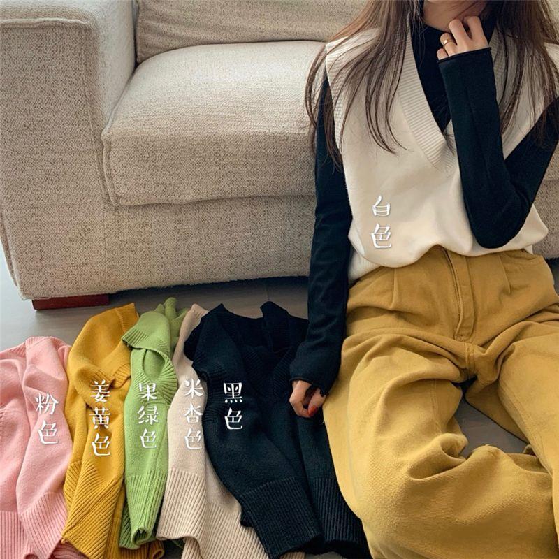V-Neck Sweater Vest / Long-Sleeve Mock-Neck Top Product Image