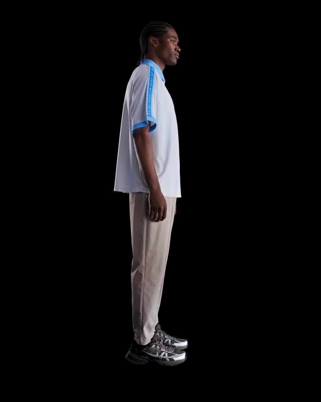 Nike Men's Club Woven Tapered Pants Product Image
