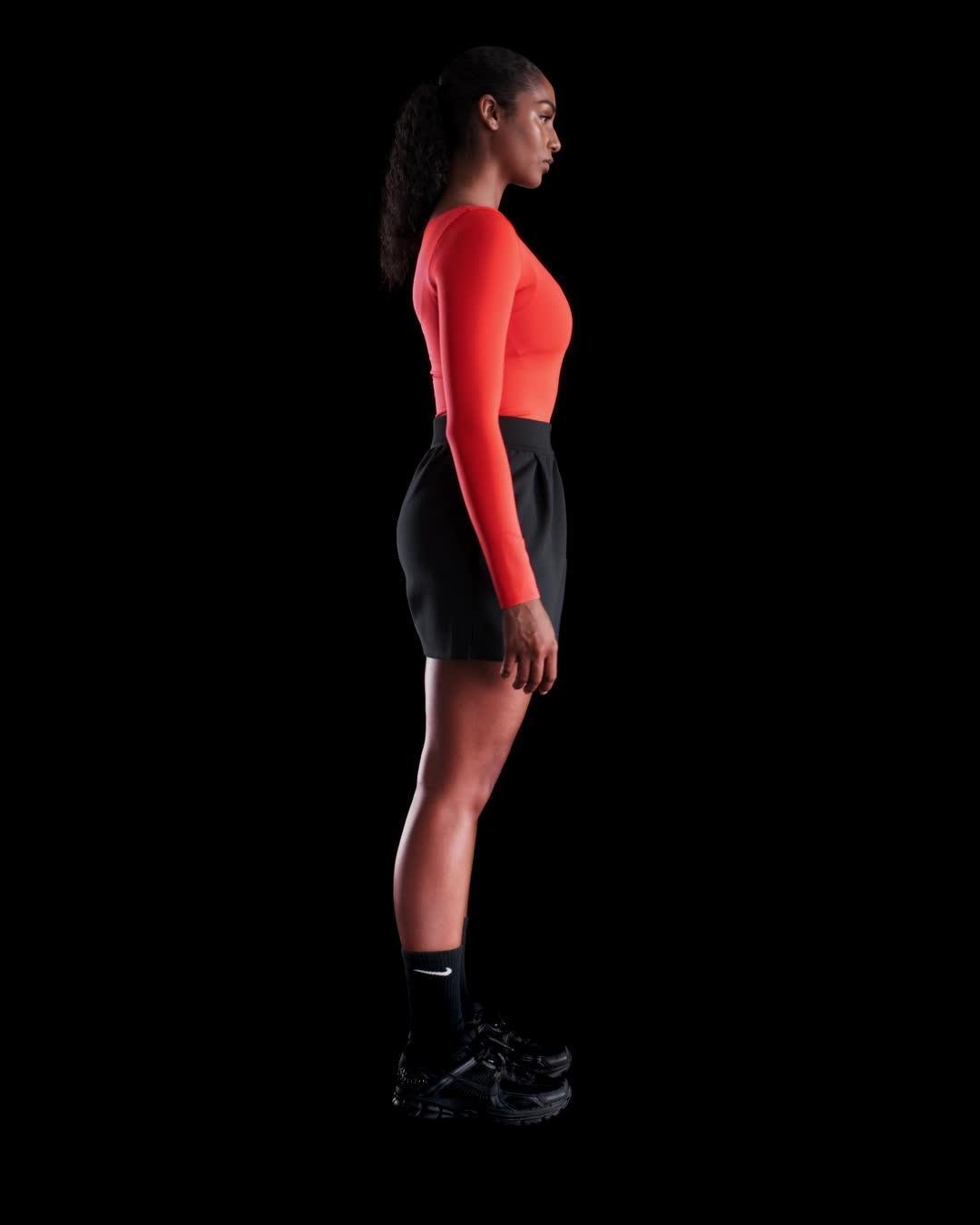 Nike Form Women's Long-Sleeve Bodysuit Product Image