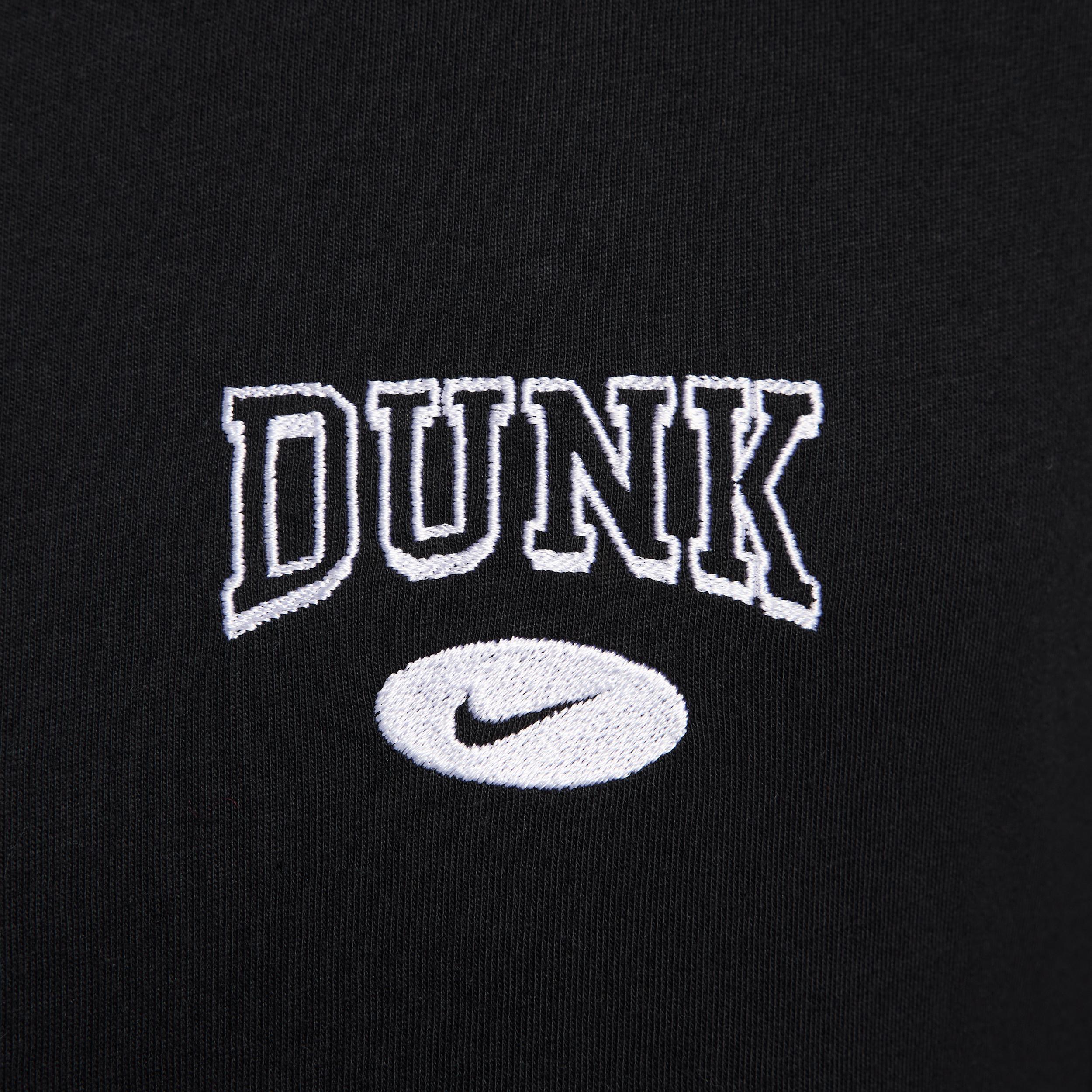 Nike Sportswear T-Shirt Product Image