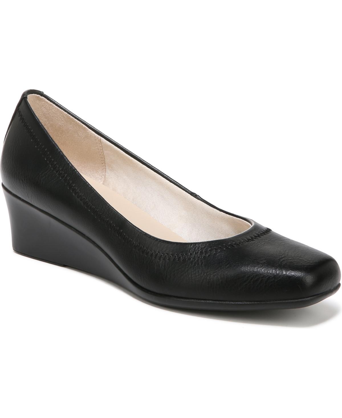 Lifestride Womens Groovy Pump Product Image