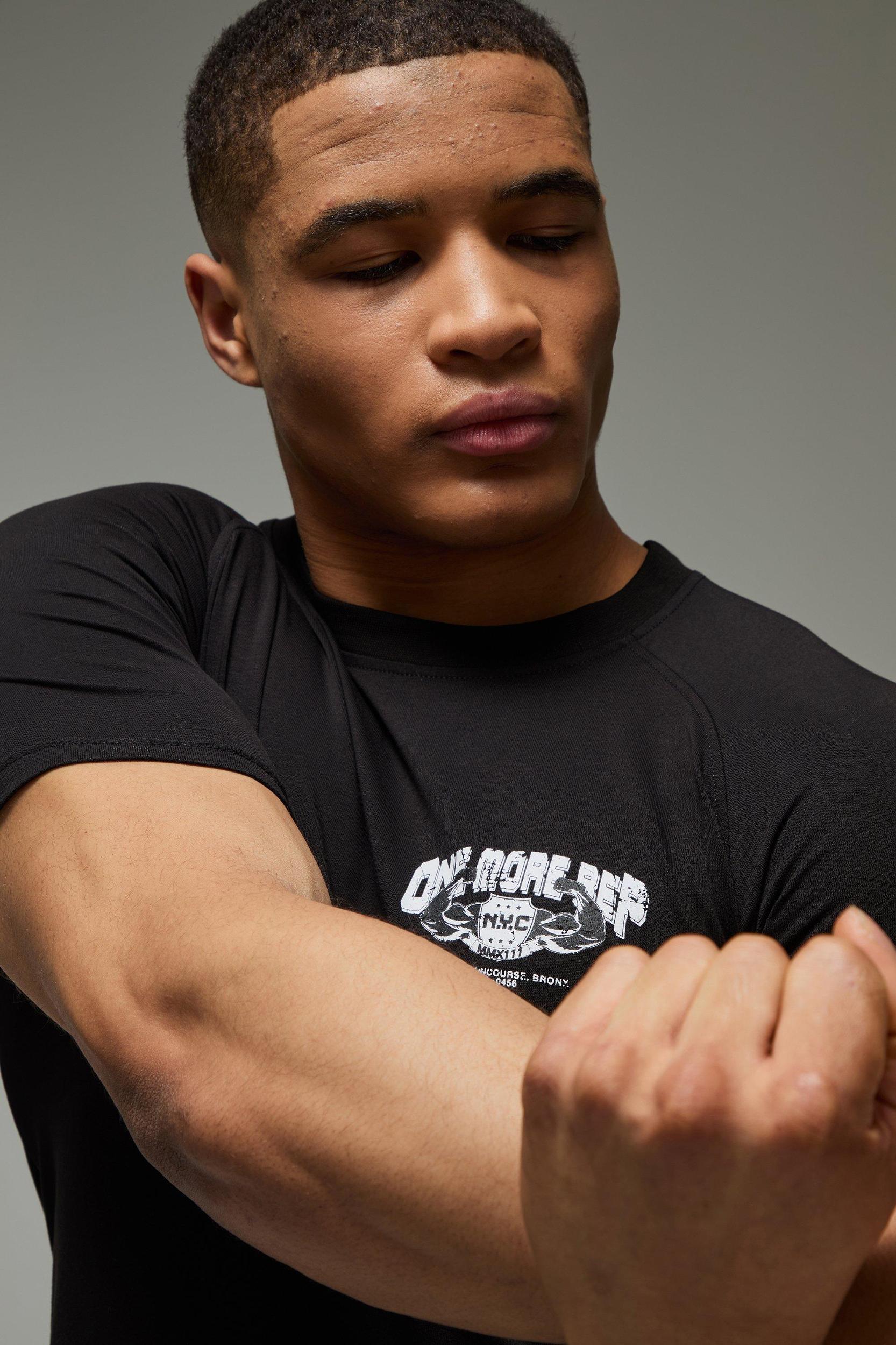 Man Active One More Rep NYC Muscle Fit T-shirt | boohooMAN USA Product Image