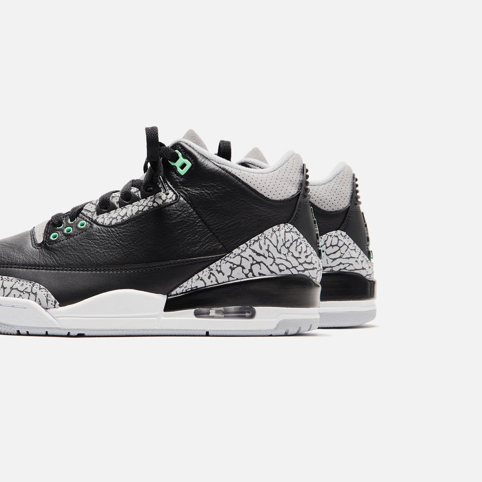 Jordan Air Jordan 3 Retro - Black / Green Glow / Wolf Grey / White Male Product Image