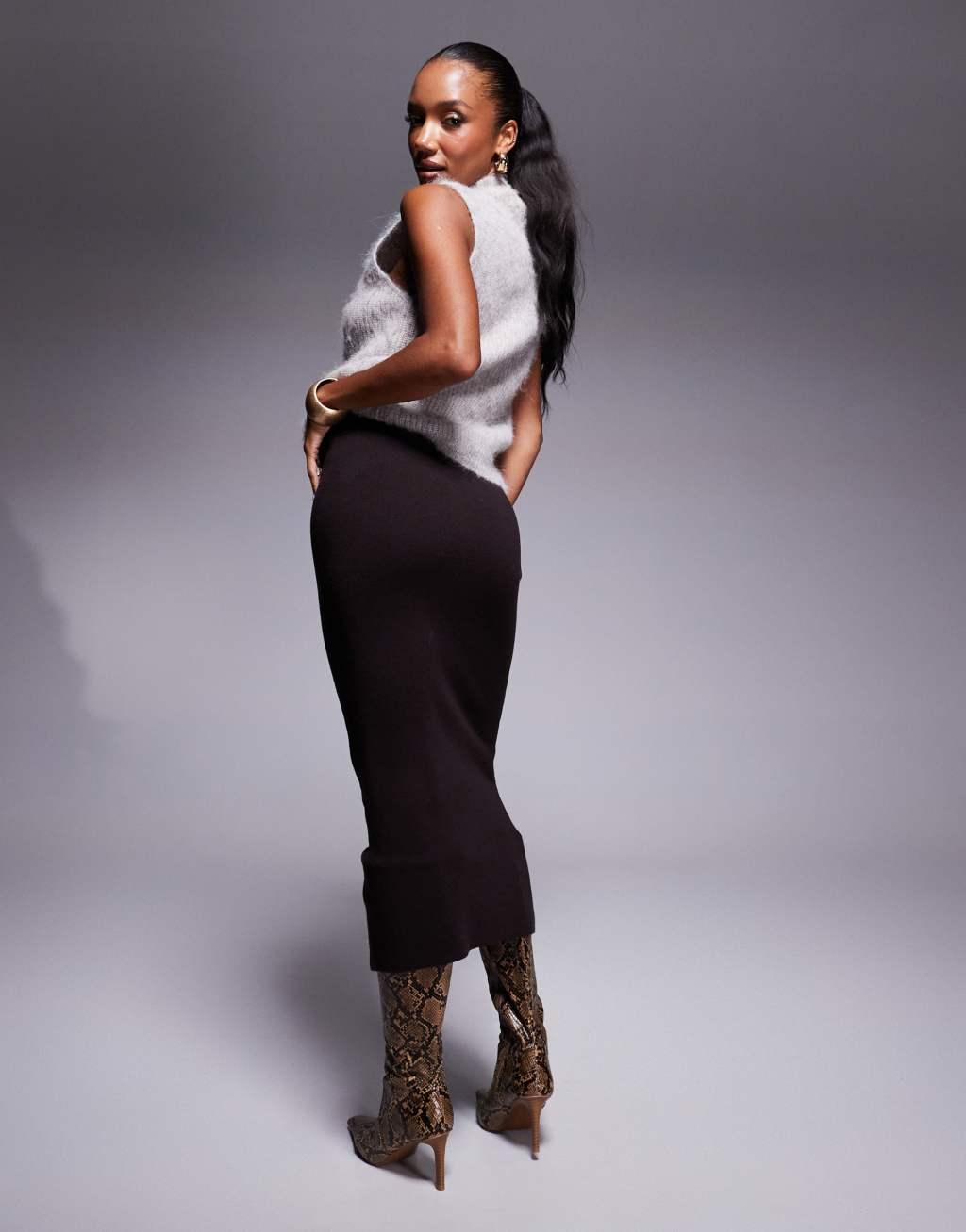 River Island knitted maxi skirt in brown Product Image