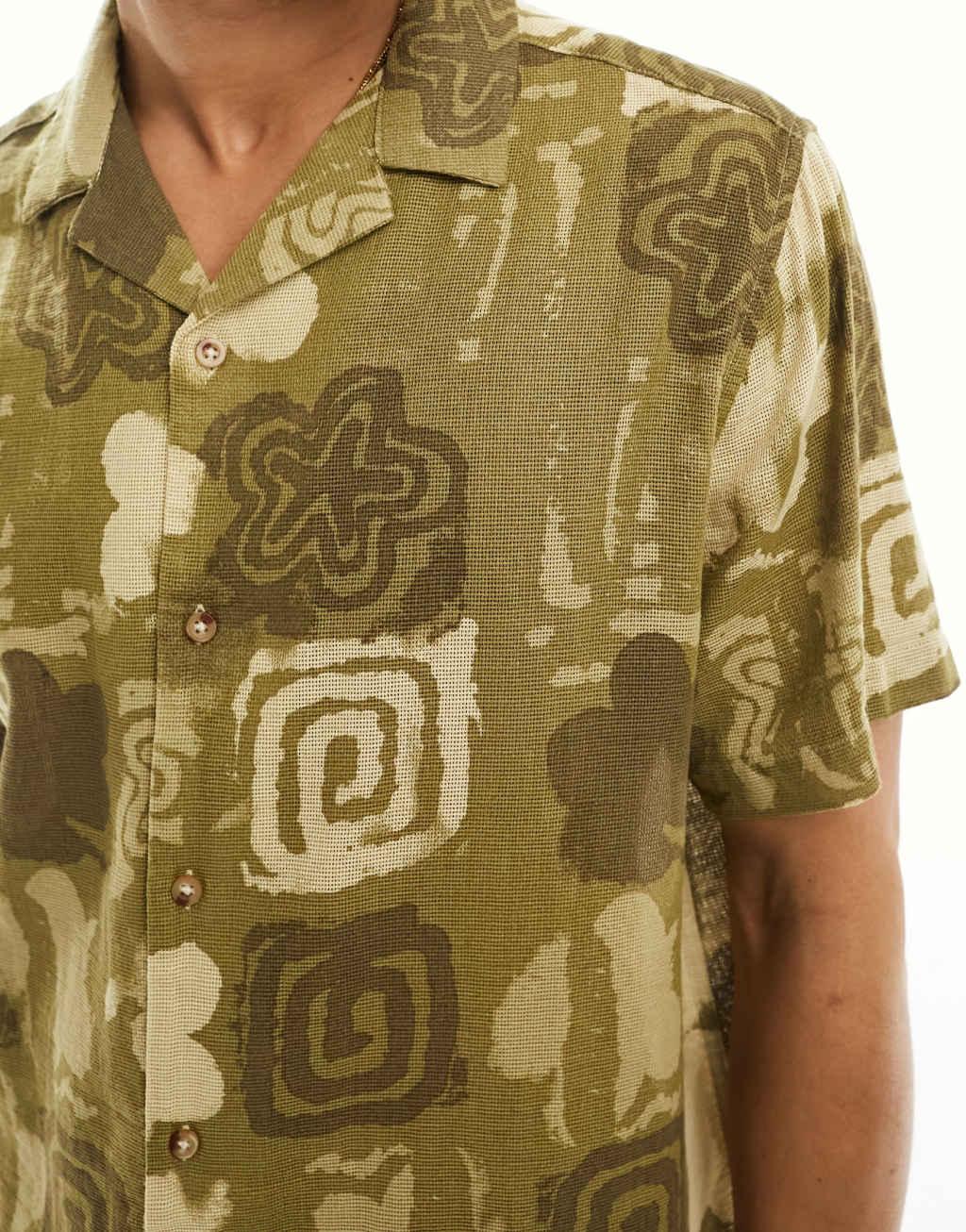 ASOS DESIGN relaxed revere shirt in vintage look stamp print Product Image