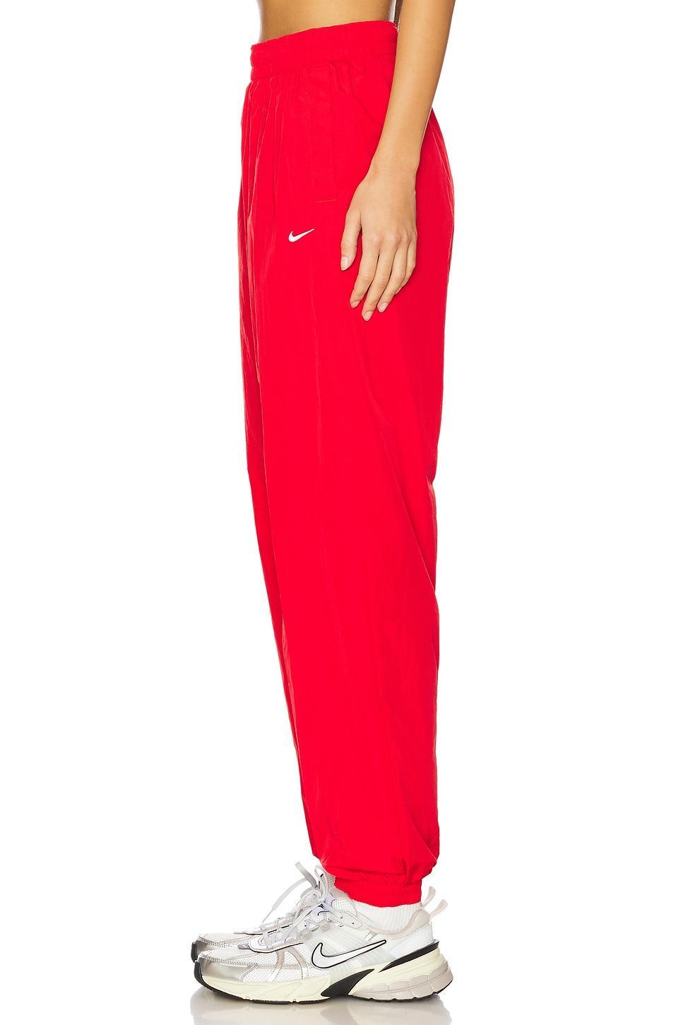 Essential Jogger Nike Product Image